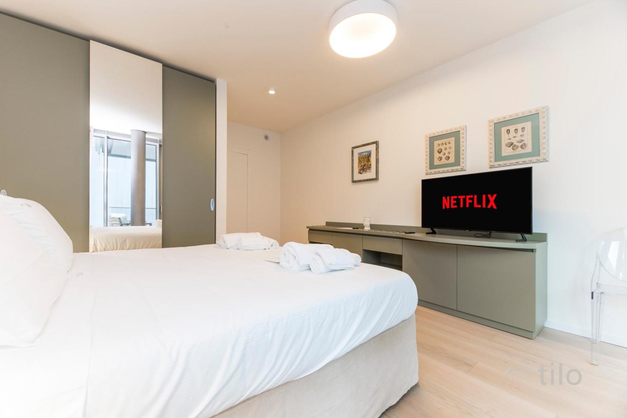 Waterfront Luxury, 1br, Free Parking, Ac, Netflix & Wifi By Tilo Lux *