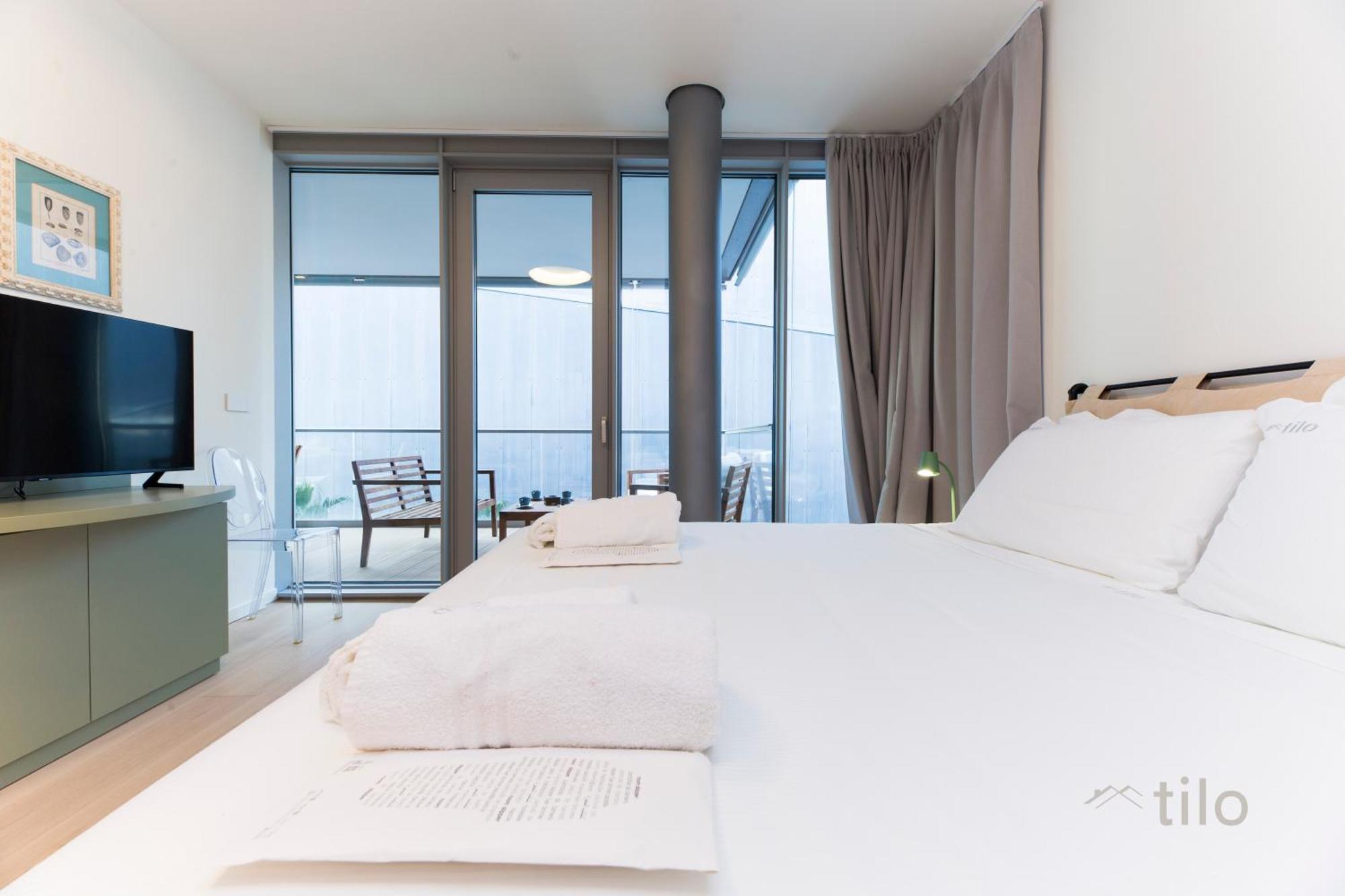 Waterfront Luxury, 1br, Free Parking, Ac, Netflix & Wifi By Tilo Lux *