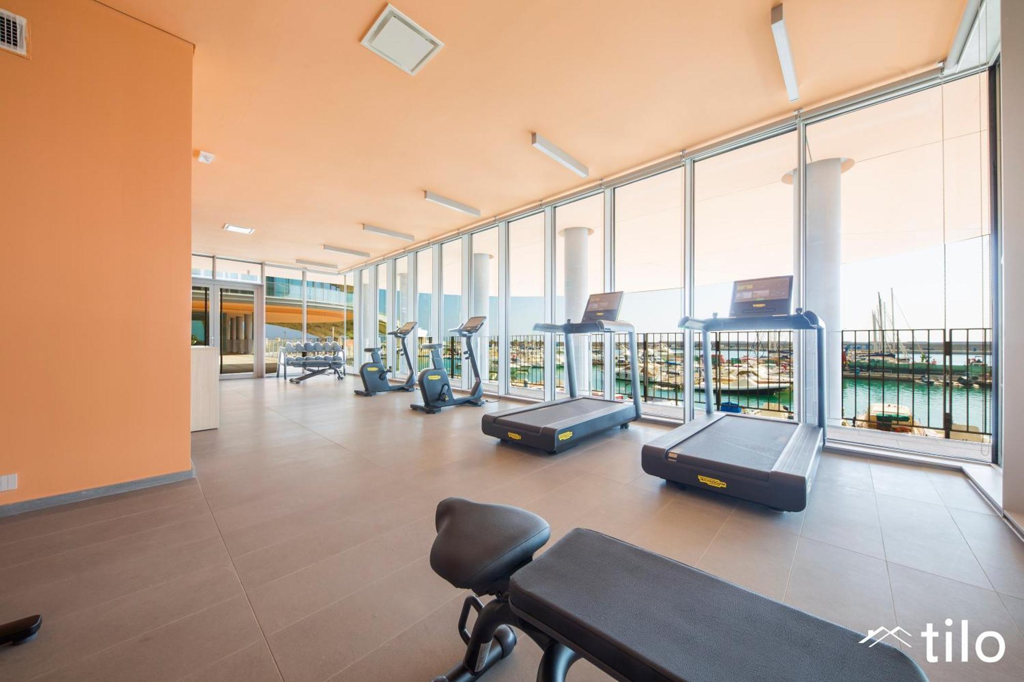 Waterfront Luxury, 1br, Free Parking, Ac, Netflix & Wifi By Tilo Lux * Genova